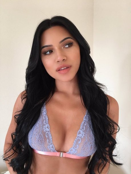 Julia Kelly star nudes img