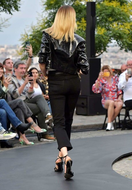 perfect body onlyfans hot xxx images