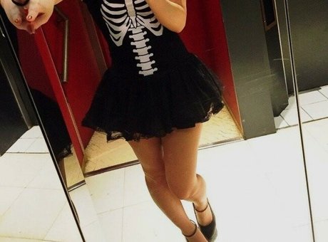 Ishiko Photo Gallery