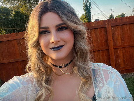 Ashley Barron free model img