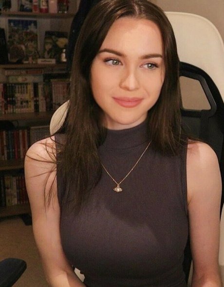 Frankie Lollia Photo Gallery