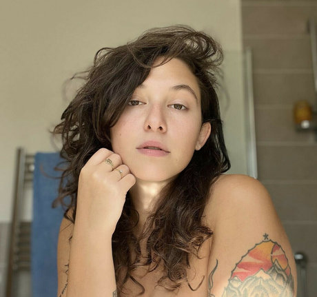 real nude onlyfans adult picture