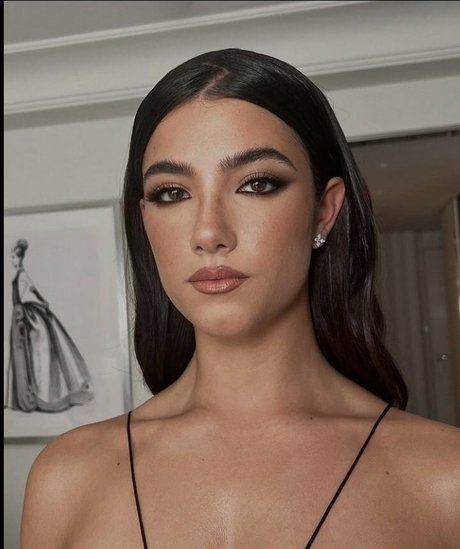 Charli D Amelio sexy model gallery