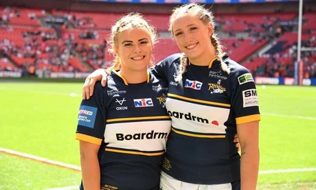 Caitlin Beevers hd star photos