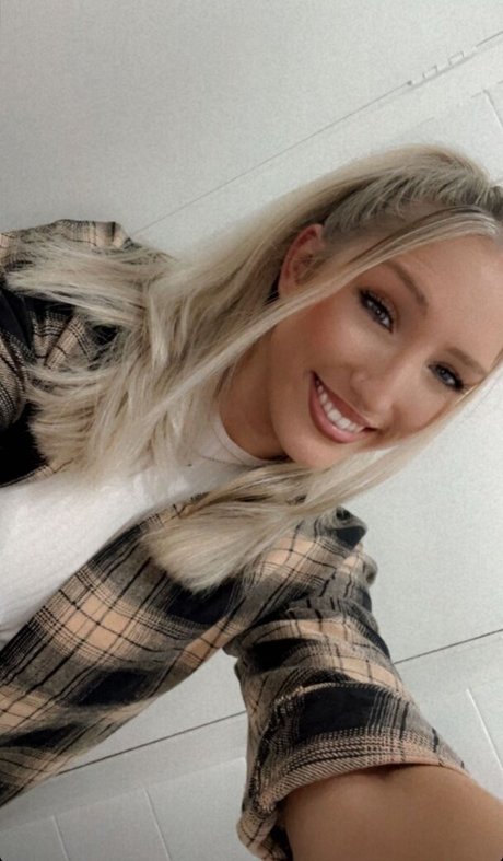 Caitlin Beevers pornstar xxx images