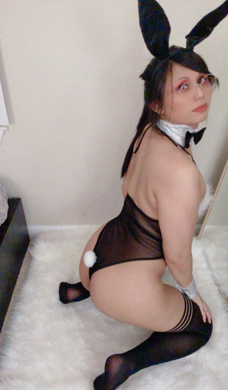 milkteamomoko hot actress photo