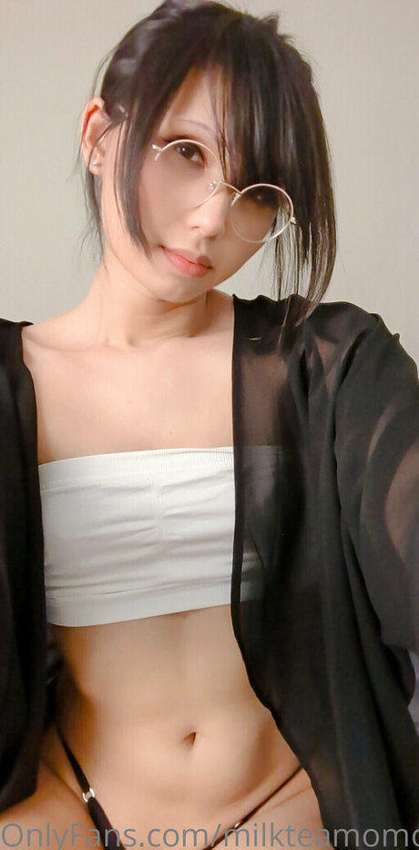 milkteamomoko top actress photos