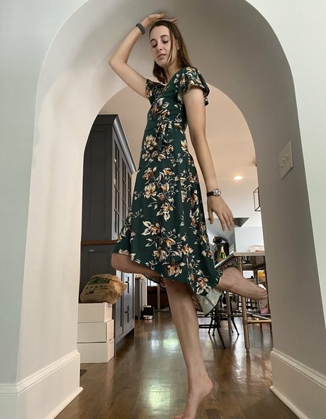 squat onlyfans pretty pic