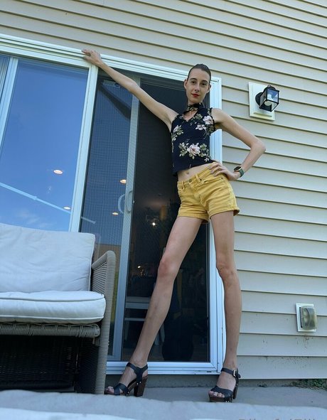 blissfulellie pornstar nude pic