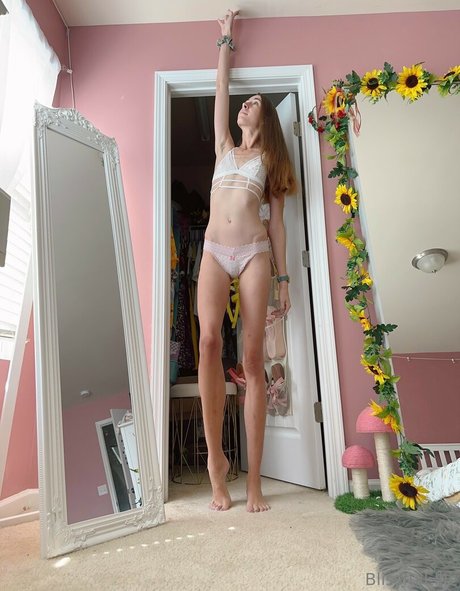 blissfulellie nice actress pics