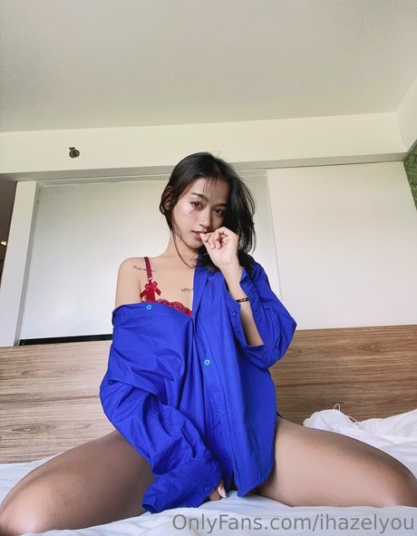 littlebabyhazel hot pornstar photo