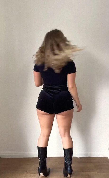 The Katies nude star photos