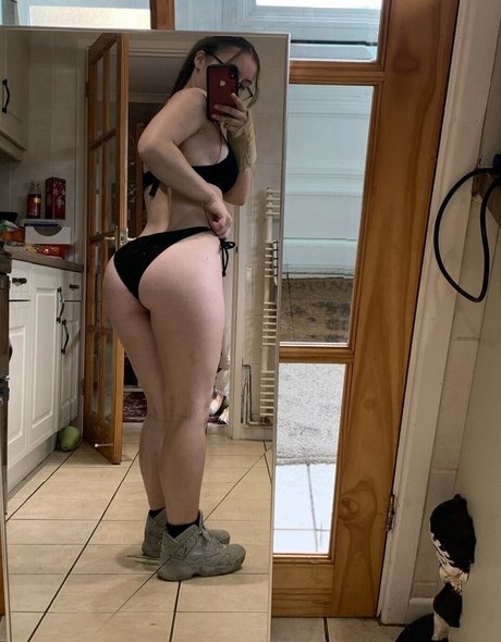 The Katies star art galleries