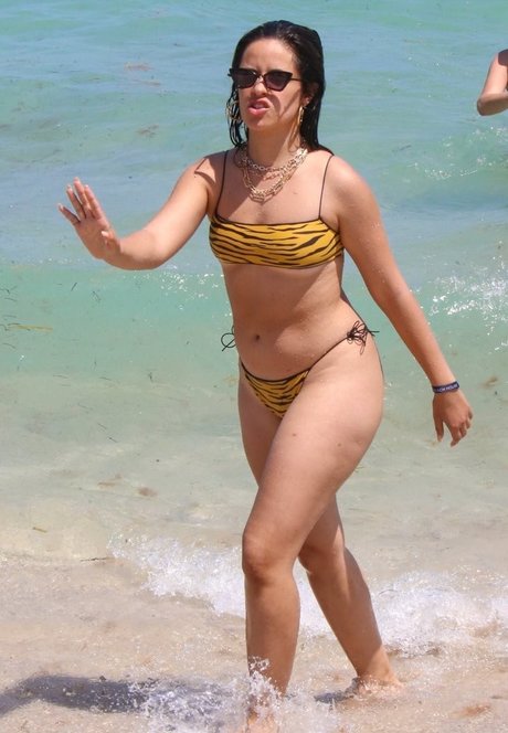 Camila Cabello xxx model gallery