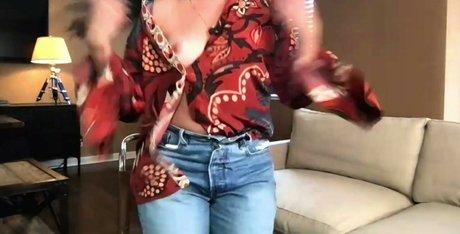 Camila Cabello art pornstar photos