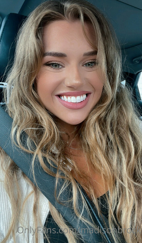 Madison Brock pornstar pretty photos