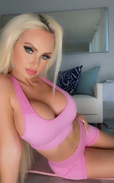 lacieheart pretty pornstar photos