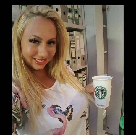 sexy teen onlyfans pornographic image