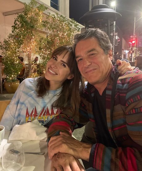 Nicolle Gironda sexy actress gallery