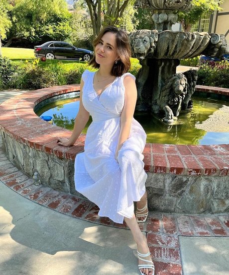 Nicolle Gironda model nice pics