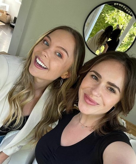 Nicolle Gironda model naked pics