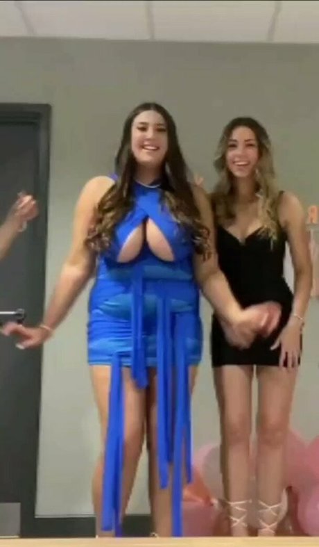 2024 top onlyfans beautiful naked picture