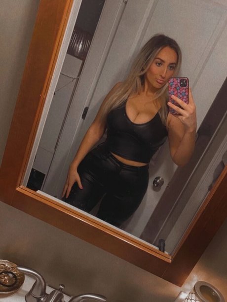 Angelina Cross hot star picture