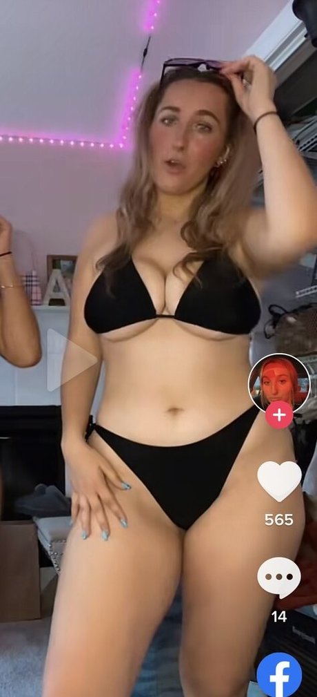 Angelina Cross star best pictures