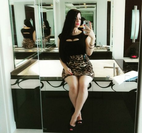 Jennifer Cortez star high quality image