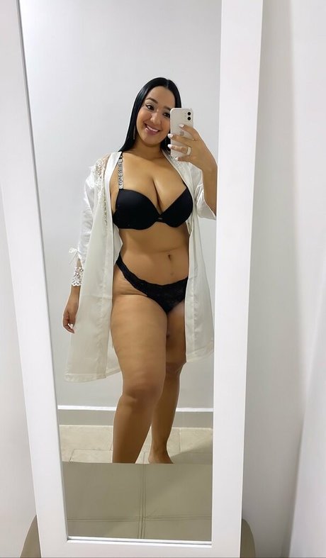 blonde milf big tits onlyfans pornos pic