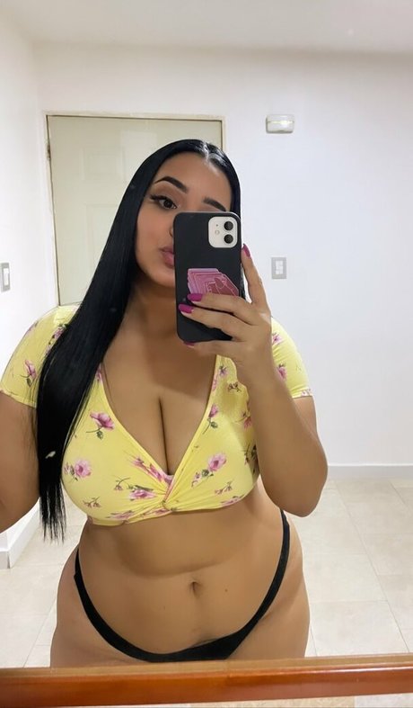 Adriana Jinett nude star pics