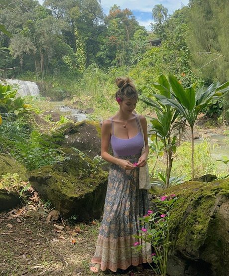 Isabella Abell top pornstar galleries