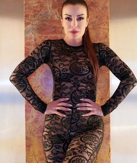 Sheila Capriolo free model pictures