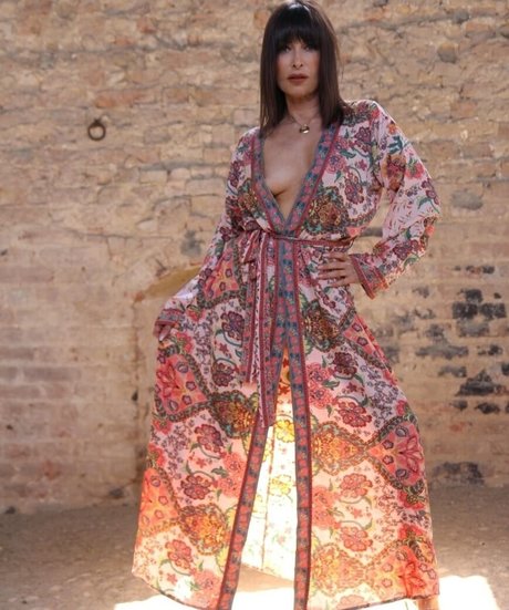 sexy selfie onlyfans pornographic image