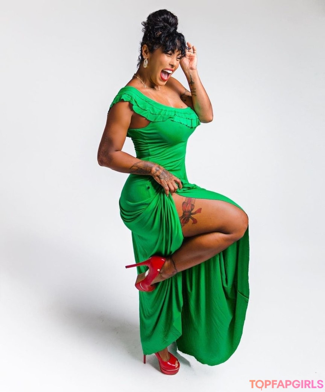 sex scene onlyfans hot images