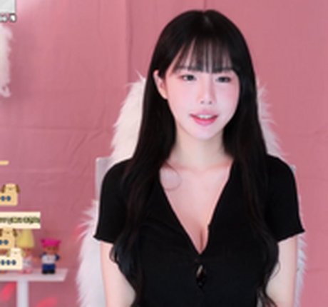 addielyn pornstar perfect photo