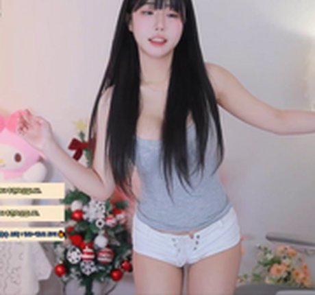 addielyn model art pics