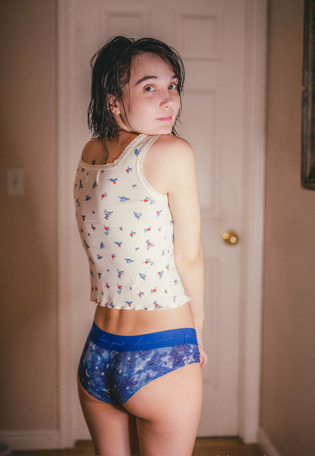 blonde muscle onlyfans free naked pic