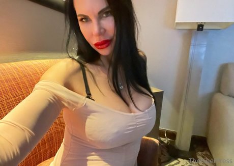 flat chested onlyfans perfect galleries