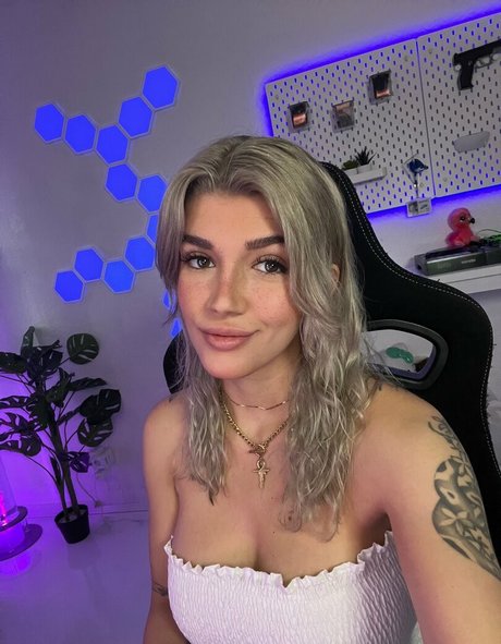 mom fuck onlyfans sexy naked images