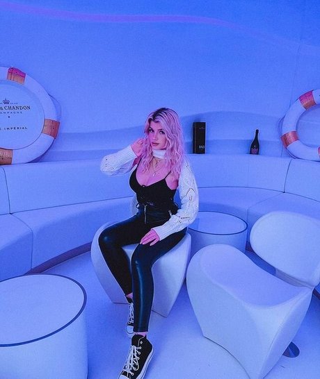 hairy ebony onlyfans nice pictures