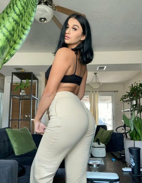 busty solo onlyfans xxx pictures