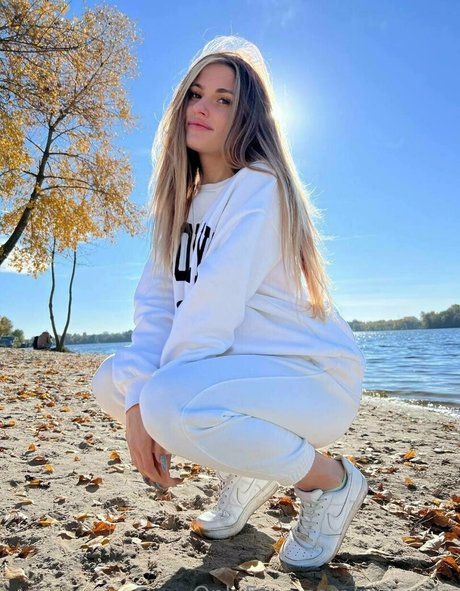 red mila pornstar sexy pictures