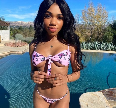 Teala Dunn adult actress photos