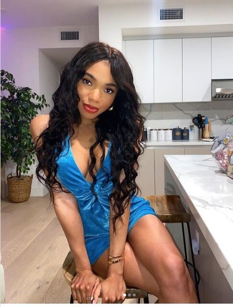 Teala Dunn exclusive actress gallery