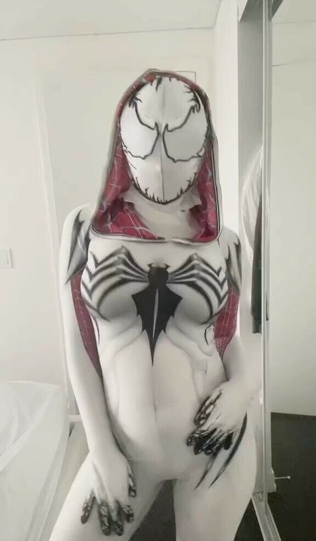 Globalgwen xxx model picture