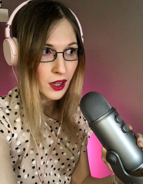 ts avy white porn star pic