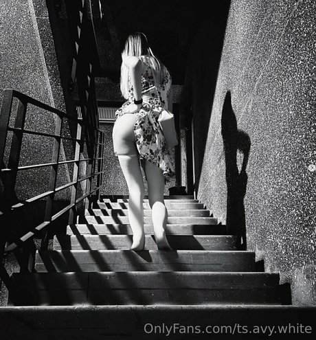 ts avy white star high quality pictures