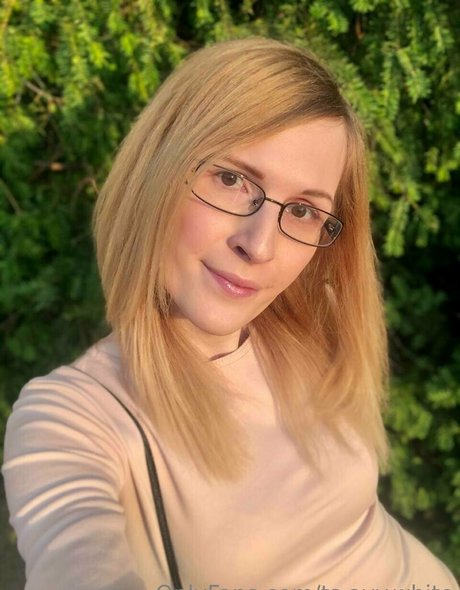 ts avy white perfect pornstar galleries