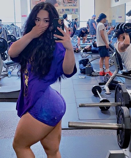 milkwarmy pornographic actress pic